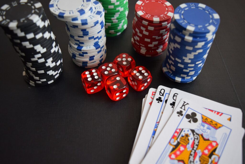 5 begintechnieken om te winnen bij online blackjack in een online casino